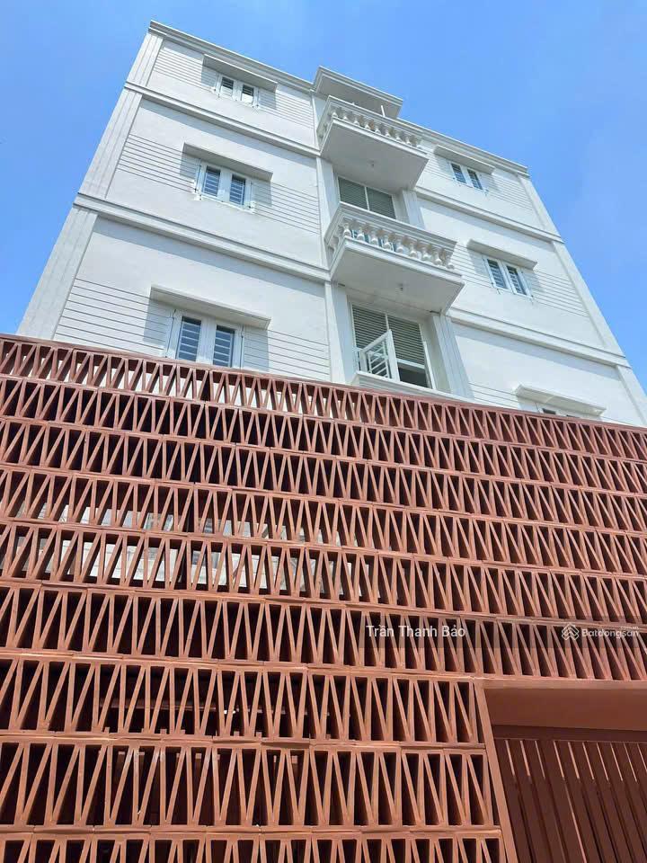| chỉ 35 tỷ | hđ 170 triệu | dt 11m x 25m | đường lê đức thọ, quận gò vấp | 4 tầng | bán toà chdv |