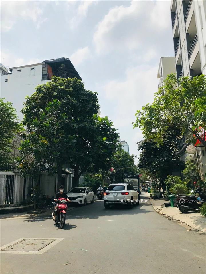 Bán nhà đường nguyễn văn hưởng, quận 2  đơn giá 180 triệu/m2  dt 20x19m  giá chỉ 77 tỷ