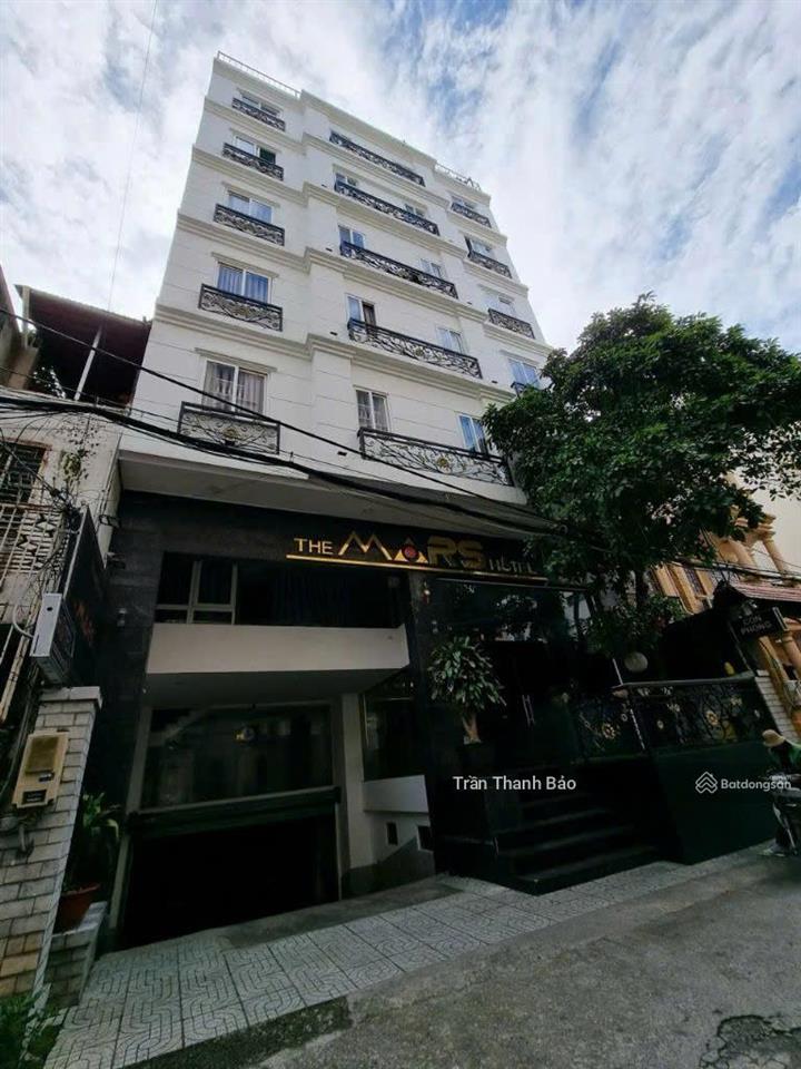 Bán tòa chdv 48 phòng khu sân bay tân sơn nhất. dt 8,4x33m, hầm 6 tầng