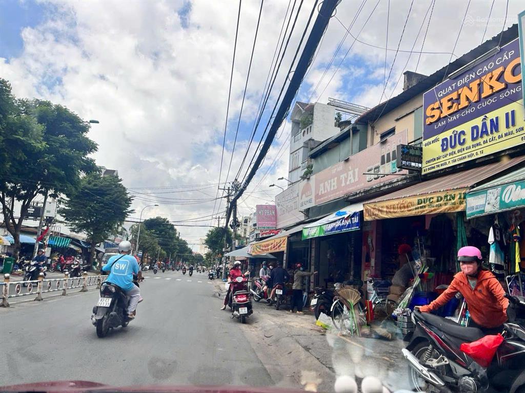 Bán nhà mặt tiền dương thị mười q12, vỉa hè 2m, kinh doanh siêu sầm uất, đang cho thuê 11tr/tháng