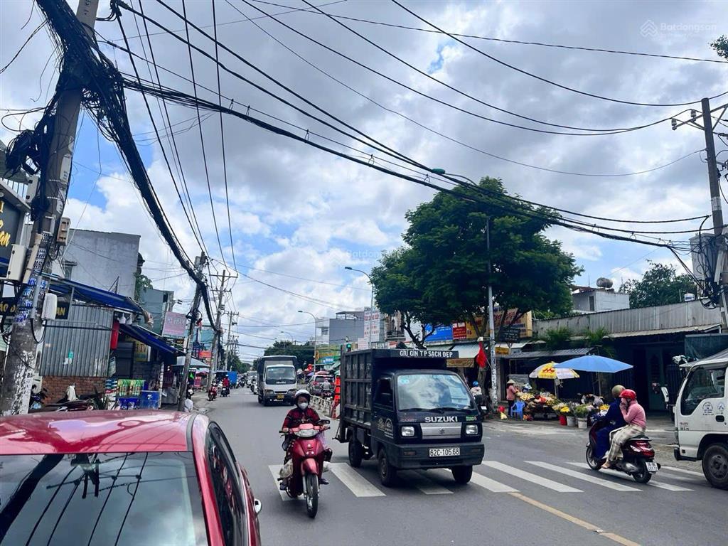 Bán nhà mặt tiền dương thị mười q12, vỉa hè 2m, kinh doanh siêu sầm uất, đang cho thuê 11tr/tháng