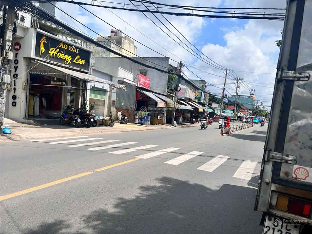 Bán nhà mặt tiền dương thị mười q12, vỉa hè 2m, kinh doanh siêu sầm uất, đang cho thuê 11tr/tháng