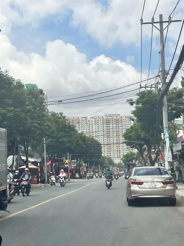 Bán nhà mặt tiền dương thị mười q12, vỉa hè 2m, kinh doanh siêu sầm uất, đang cho thuê 11tr/tháng