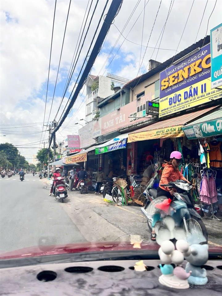 Bán nhà mặt tiền dương thị mười q12, vỉa hè 2m, kinh doanh siêu sầm uất, đang cho thuê 11tr/tháng