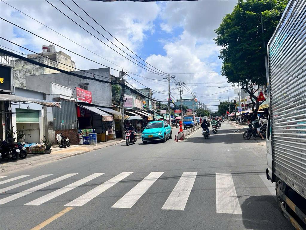 Bán nhà mặt tiền dương thị mười q12, vỉa hè 2m, kinh doanh siêu sầm uất, đang cho thuê 11tr/tháng