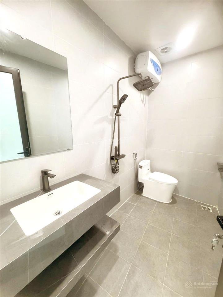 Bán gấp nhà tôn đức thắng tt đống đa diện tích rộng gần phố 50mx7t.