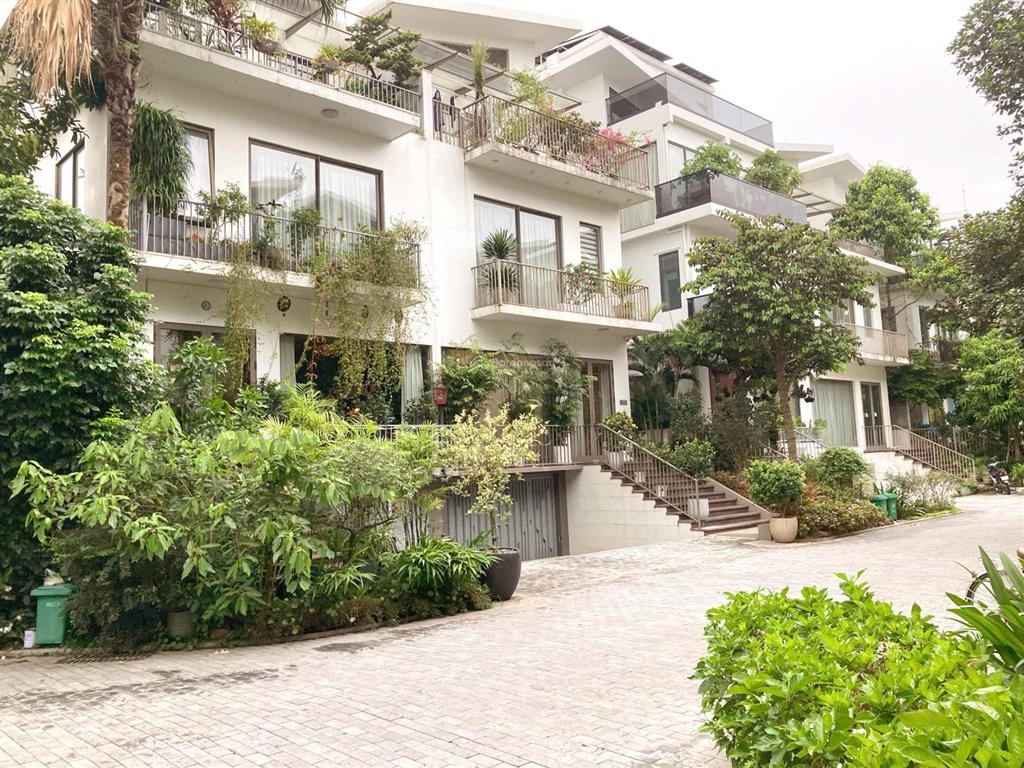 Chính chủ cần bán biệt thự khai sơn hill 316m2, mặt tiền 16m. tặng toàn bộ nội thất đẳng cấp