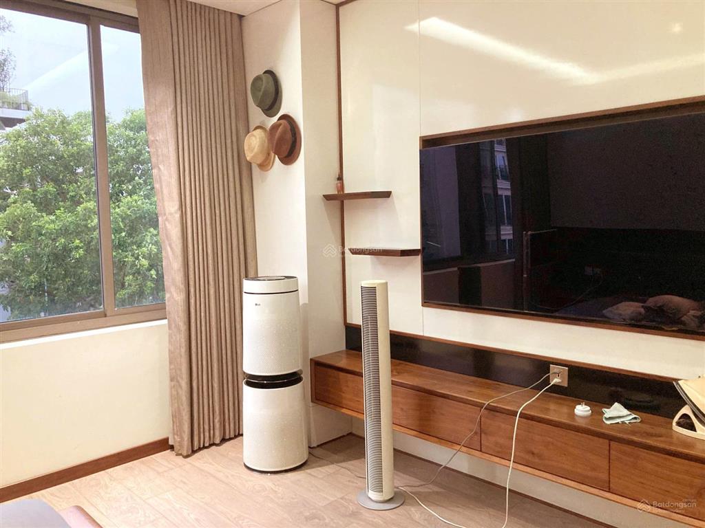 Chính chủ cần bán biệt thự đơn lập 316m2, mặt tiền 16m, tặng full nội thất cao cấp