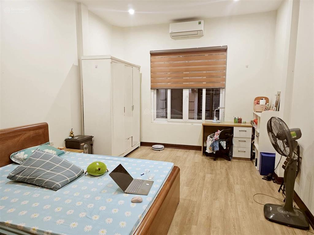 Cần xoay vốn  bán nhà thái hà  ô tô tránh  vỉa hè  gần phố  36m2x4t  kd tốt