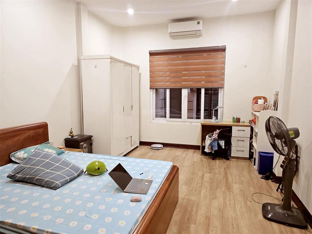 Cần xoay vốn  bán nhà thái hà  ô tô tránh  vỉa hè  gần phố  36m2x4t  kd tốt