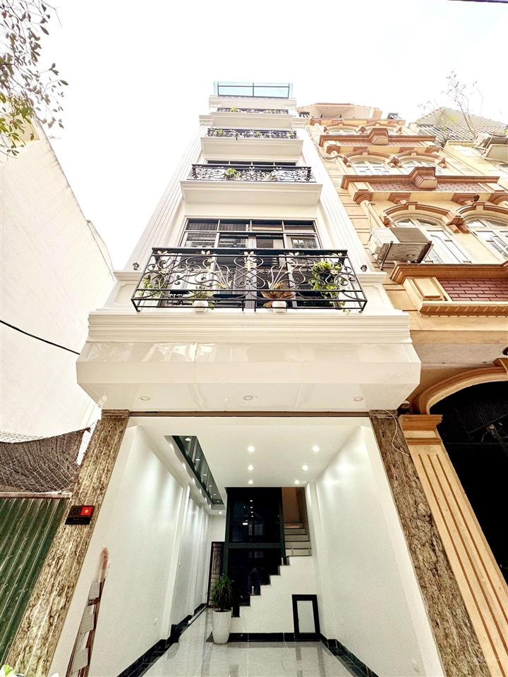 Pl hoàng văn thái  2 ô tô tránh  view hồ  2 thoáng trước sau  kd và ở cực ổn  50mx6t