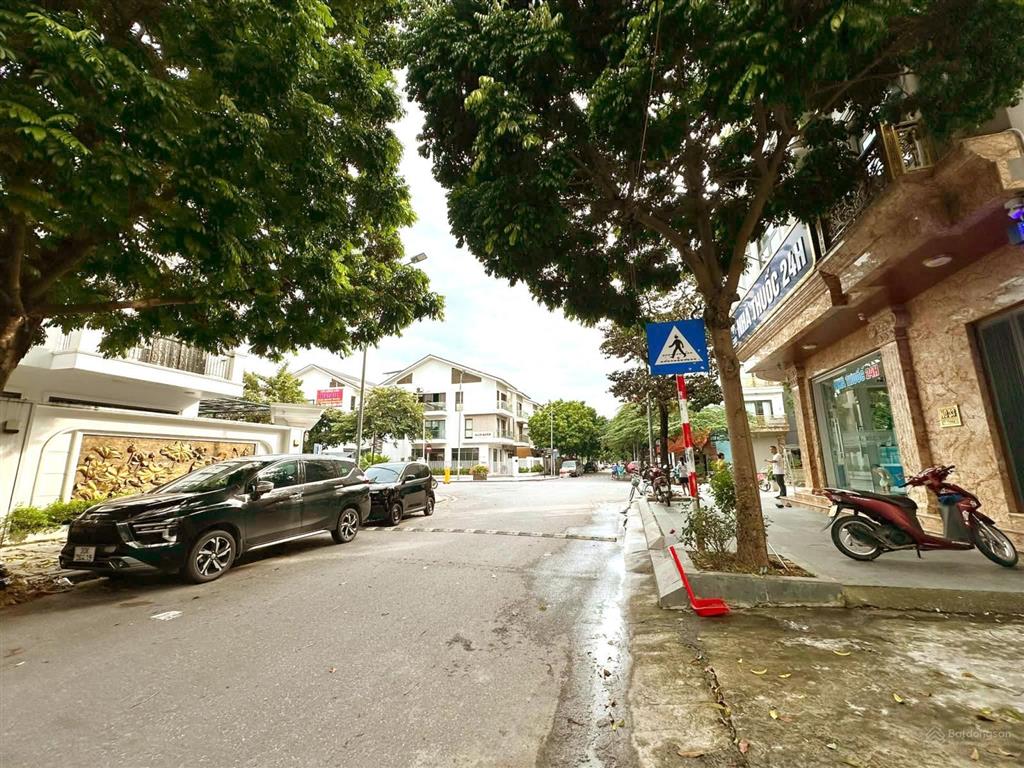 Giá tốt  bán gấp kdt dương nội  an vượng villa  sát công viên  sát aeol mall  189mx4t