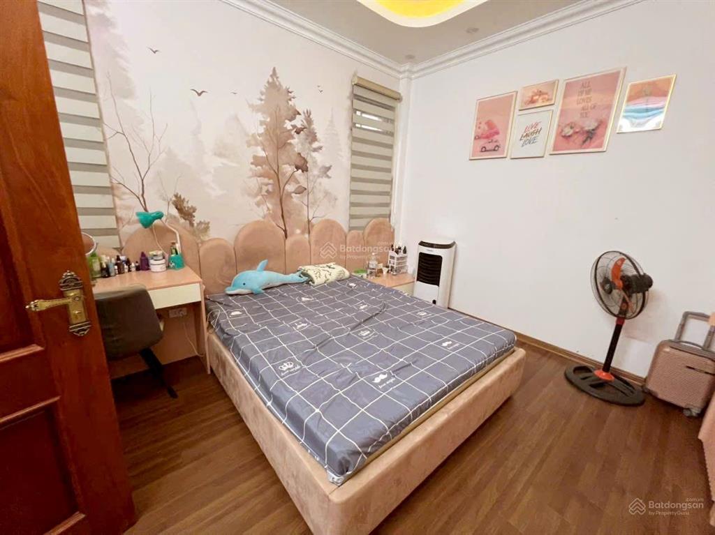 Lô góc  ô tô tránh  vỉa hè  bán nhà ngõ 157 pháo đài láng  58m2x6t