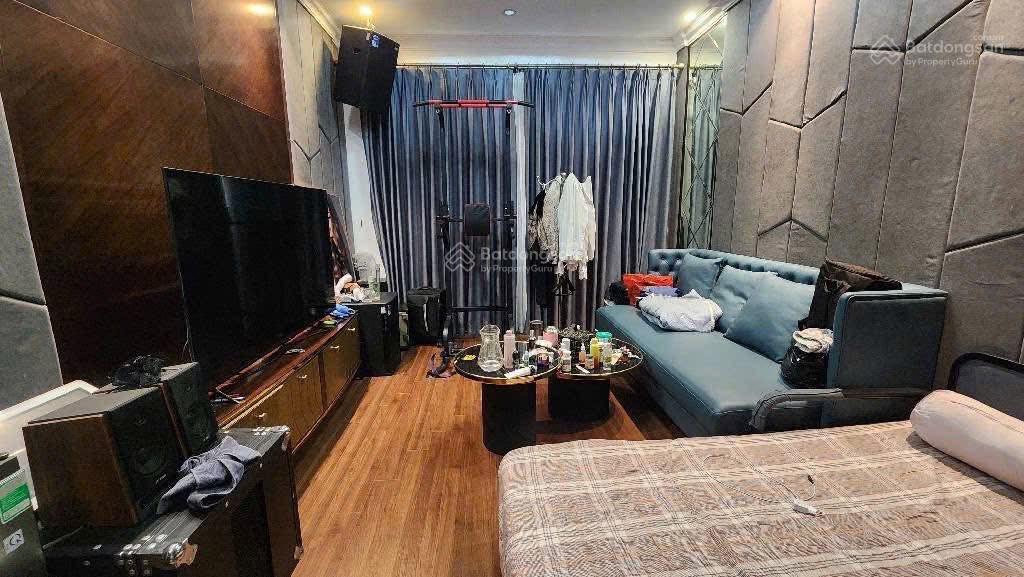 Lô góc  ô tô tránh  vỉa hè  bán nhà ngõ 157 pháo đài láng  58m2x6t