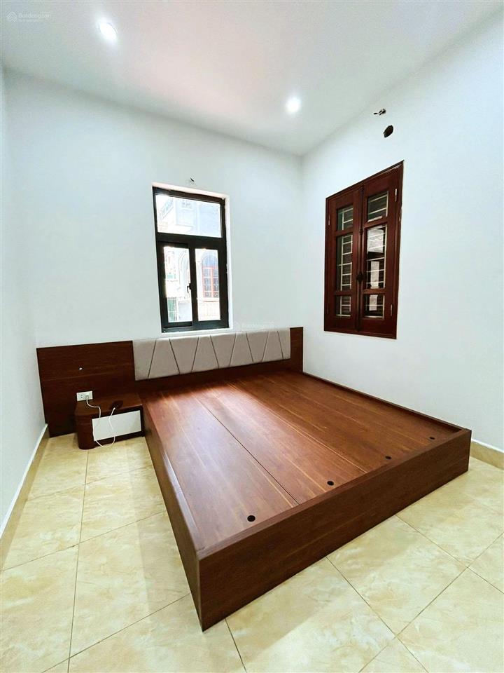 Giá hời kv 15m ra mặt phố chùa bộc lô góc ngõ rộng thoáng dt40mx5t.
