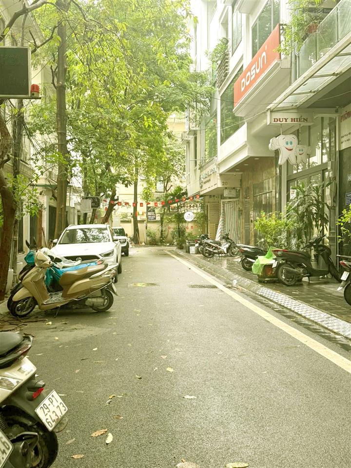 Hiếm  mặt ngõ 102 ngụy như kon tum  thông vũ trọng phụng  vỉa hè  2 ô tô tránh  dt 61m x 6t.