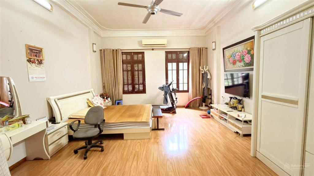 Hiếm  mặt ngõ 102 ngụy như kon tum  thông vũ trọng phụng  vỉa hè  2 ô tô tránh  dt 61m x 6t.