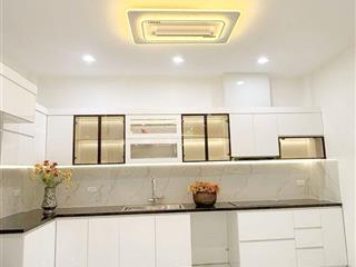 10m ra mặt phố tô vĩnh diện oto đỗ cửa 50mx5t thang máy kv nhiều tiện ích.