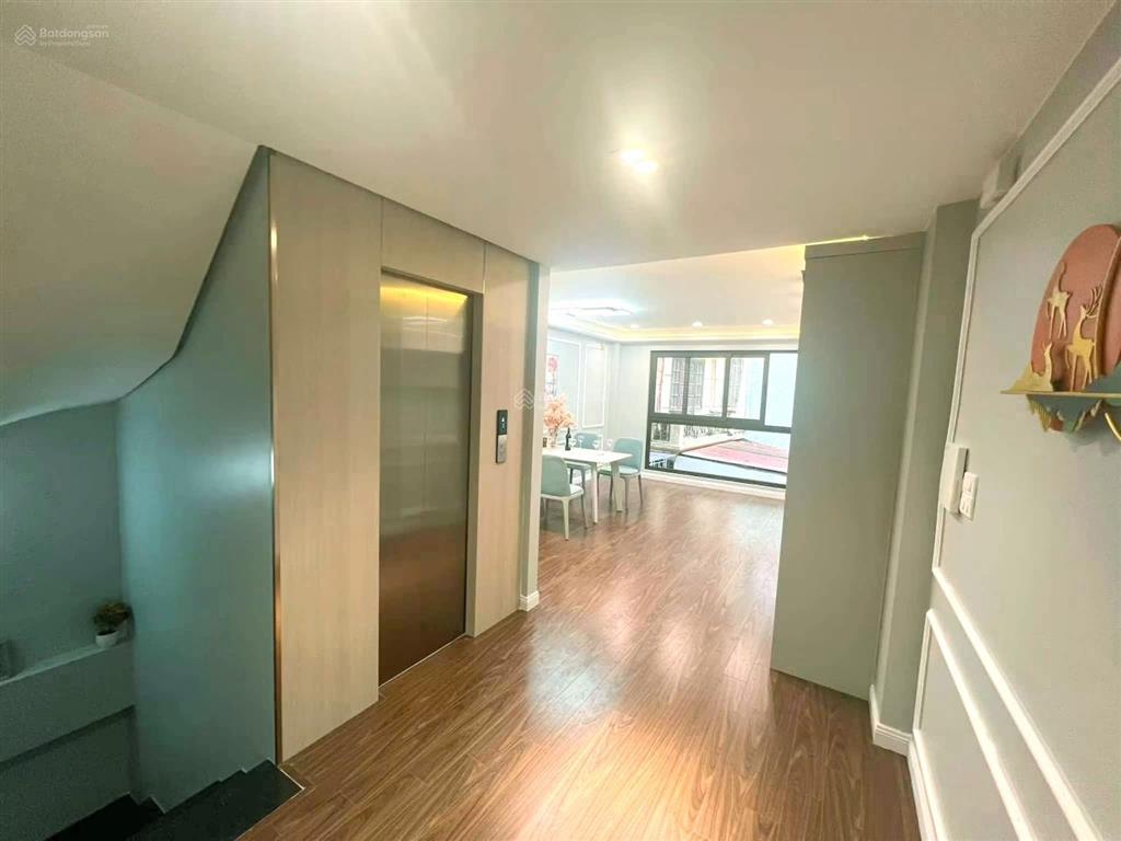 Bán nhà lê trọng tấn  20m ra ô tô tránh  xây mới  6t thang máy  dt 49m².