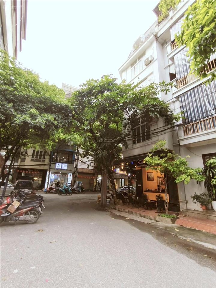 Cực hiếm  lô góc  mặt phố nguyễn khả trạc  vỉa hè rộng  oto tránh  dt 55m x 5t