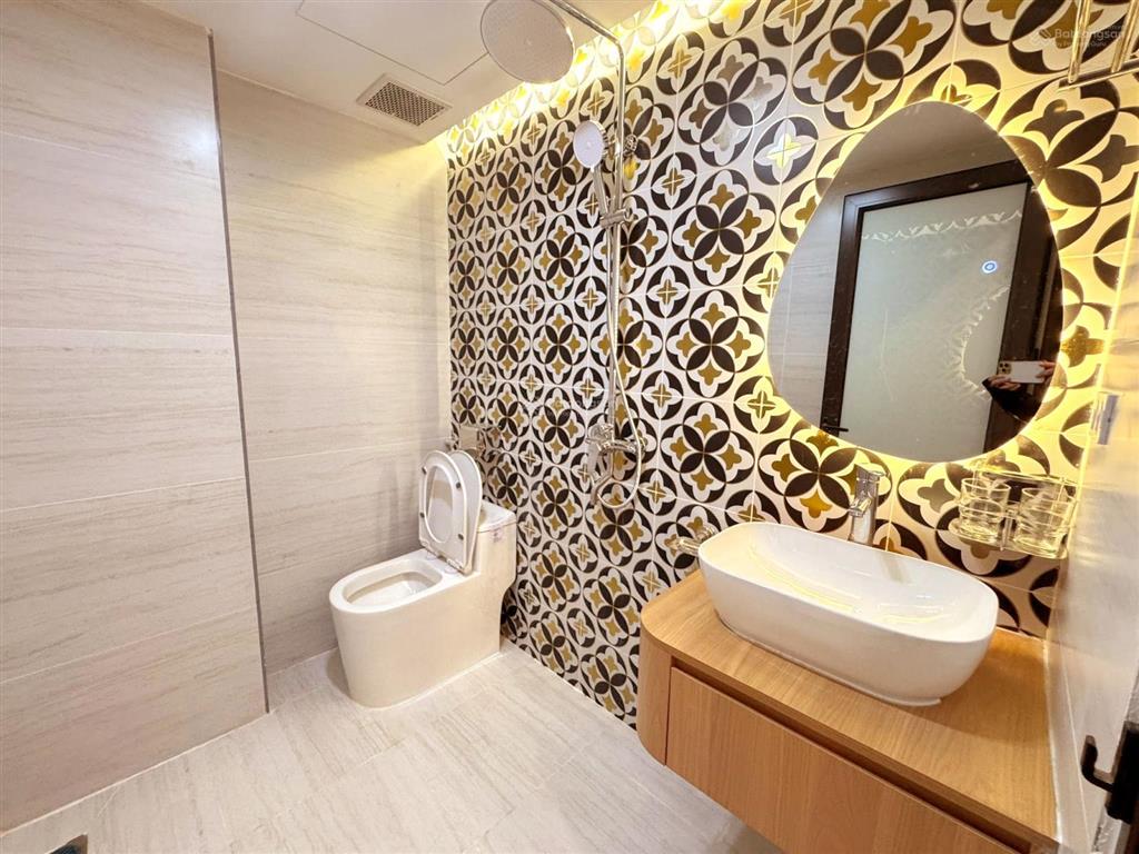 Bán gấp nhà khương trung  ngõ 3m  thoáng sáng  full nội thất  dt 33/36m.