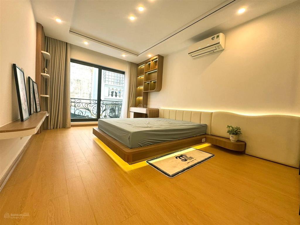 Bán gấp nhà khương trung  ngõ 3m  thoáng sáng  full nội thất  dt 33/36m.