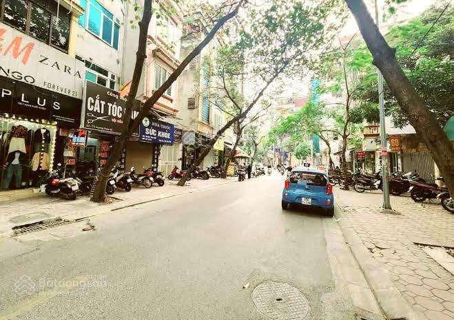 Hạ 1.5 tỷ  2 thoáng  20m ra mặt phố nguyễn ngọc nại  ô tô nhỏ lùi cửa  dt 52m²