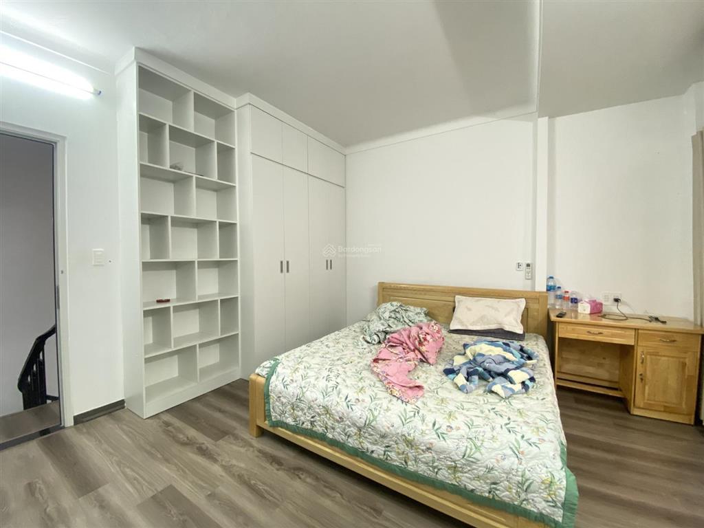 Bán siêu phẩm phan văn trị khu vip văn phòng 11 tỷ dòng tiền 30tr/tháng