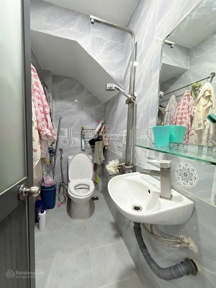 Bán siêu phẩm phan văn trị khu vip văn phòng 11 tỷ dòng tiền 30tr/tháng