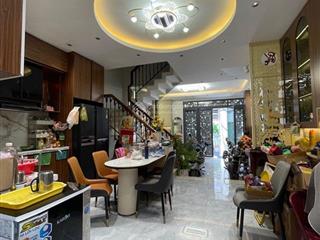 Nhà ngộp! 13 tỷ về 11.5 tỷbán nhà đắc địa d2 nguyễn gia trí