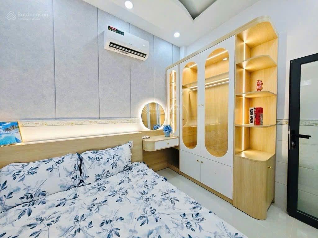 Ngộp! cần bán  hxh 4 chỗ  gần 57m2 nhà mới 4 tầng 5p 7wc  chỉ 7x tỷ tl  ngay vincom nguyễn xí