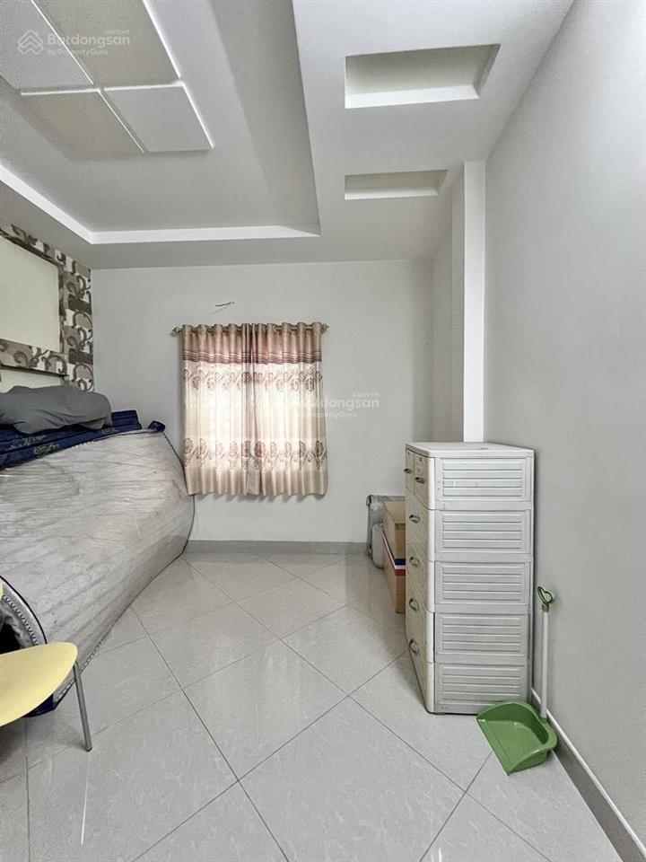 8.2 tỷ về 7.45 tỷ bán gấp nhà phan đăng lưu3 tầng