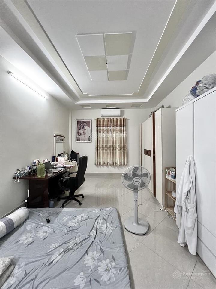 8.2 tỷ về 7.45 tỷ bán gấp nhà phan đăng lưu3 tầng