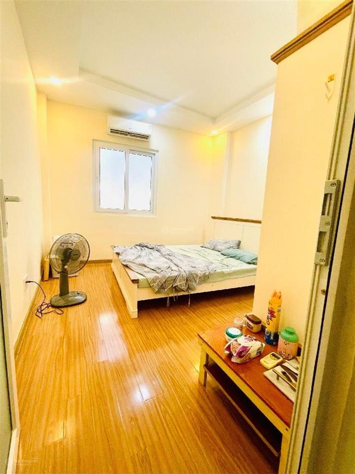 Gần 40m2 nhỉnh 5 tỷ khu ẩm thực phan xích long hẻm vf3 thông
