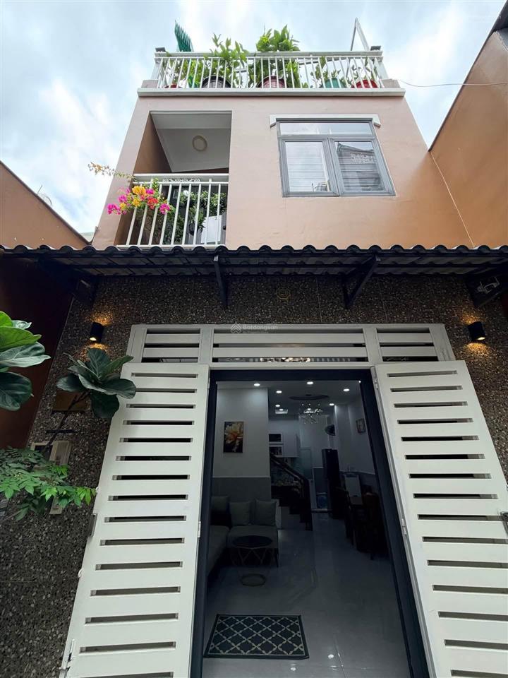 Hiếm bán  giáp q1  55 m² giá 6,2 tỷ, đường bùi hữu nghĩa sân rộng