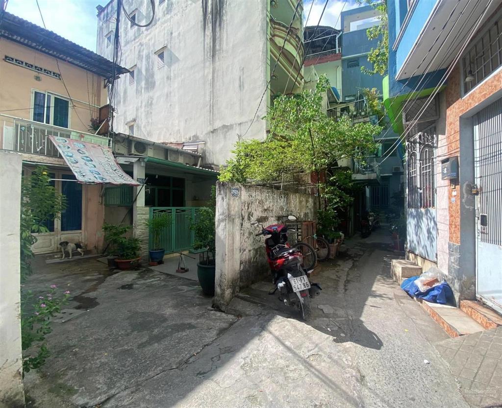 Hiếm bán  giáp q1  55 m² giá 6,2 tỷ, đường bùi hữu nghĩa sân rộng