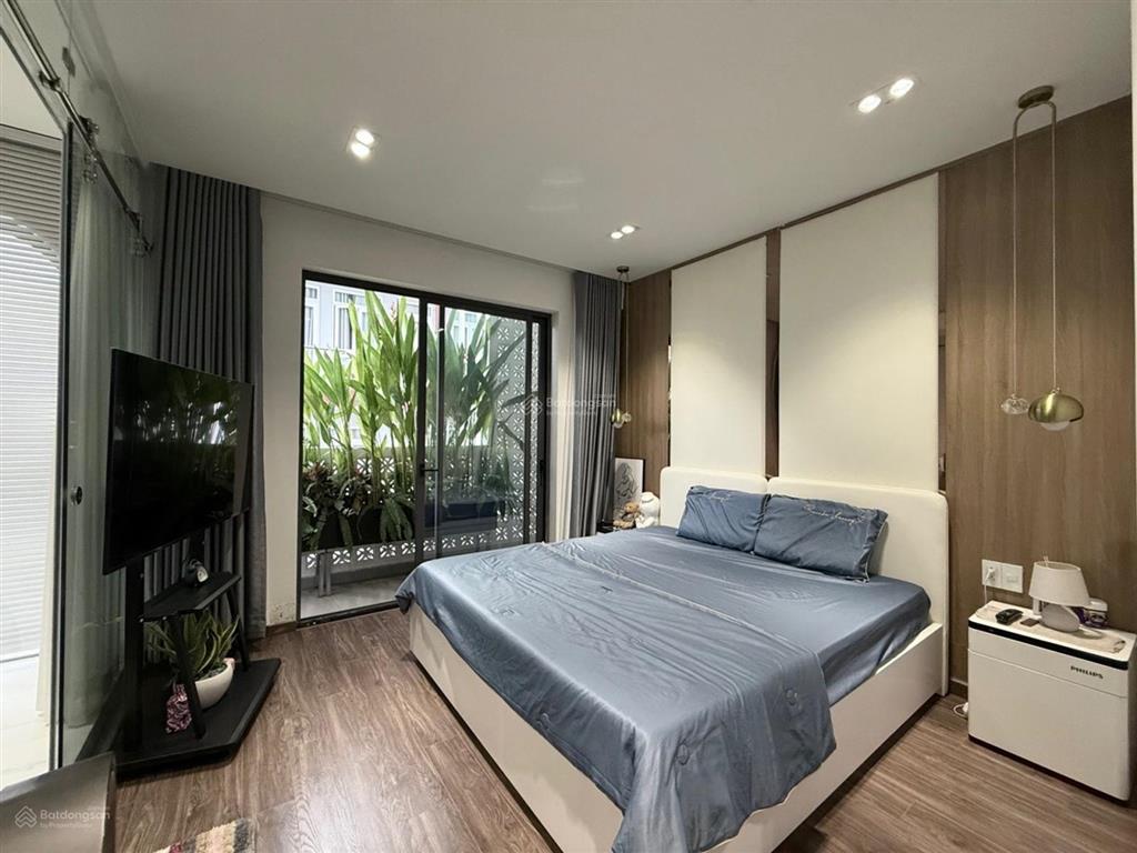 Luxury giáp q1  lê văn duyệt  62m2 5 tầng 13,8 tỷ giảm còn 11,99 tỷ