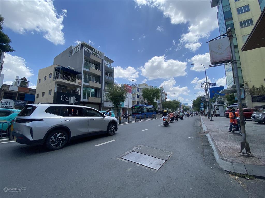 7,599 tỷ  nhà đẹp điện biên phủ p17 sát bên đh kinh tế  120m2  3 tầng