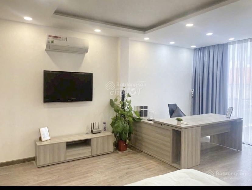 Giảm sốc 3 tỷ  nhà đẹp ngang hiếm 4,8x17m 4 tầng ngay chợ bà chiểu  hàng xanh