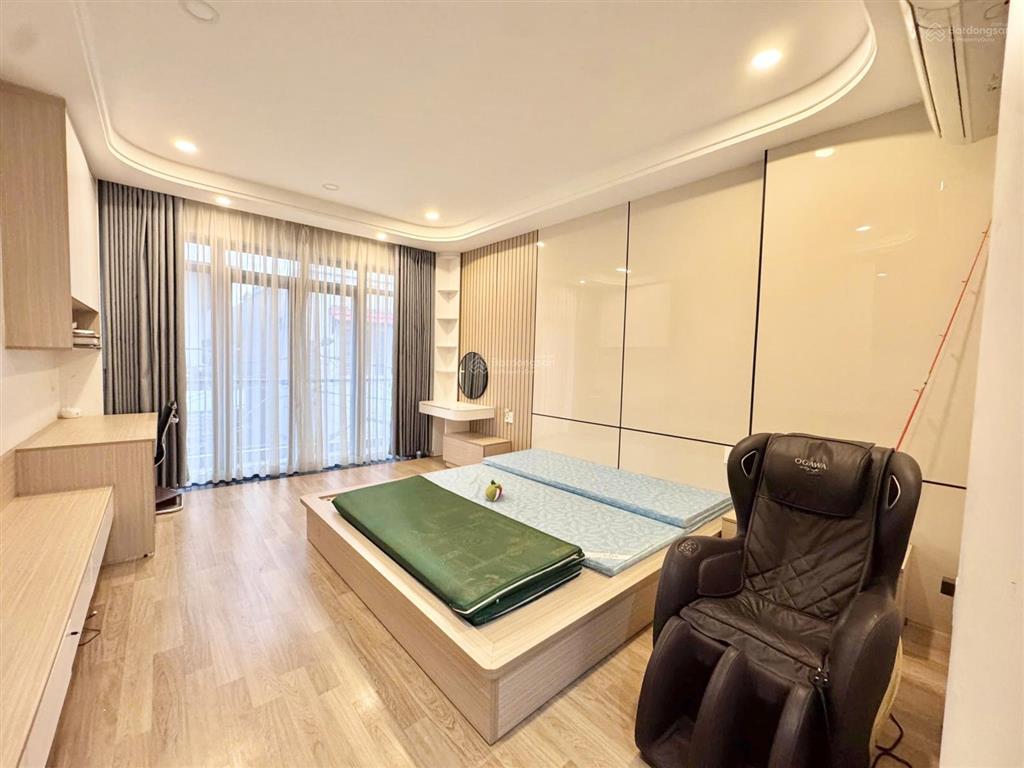 Hiếm nhỉnh 8 tỷ nhà lê quang định  60m2  4 tầng hoàn công đủ