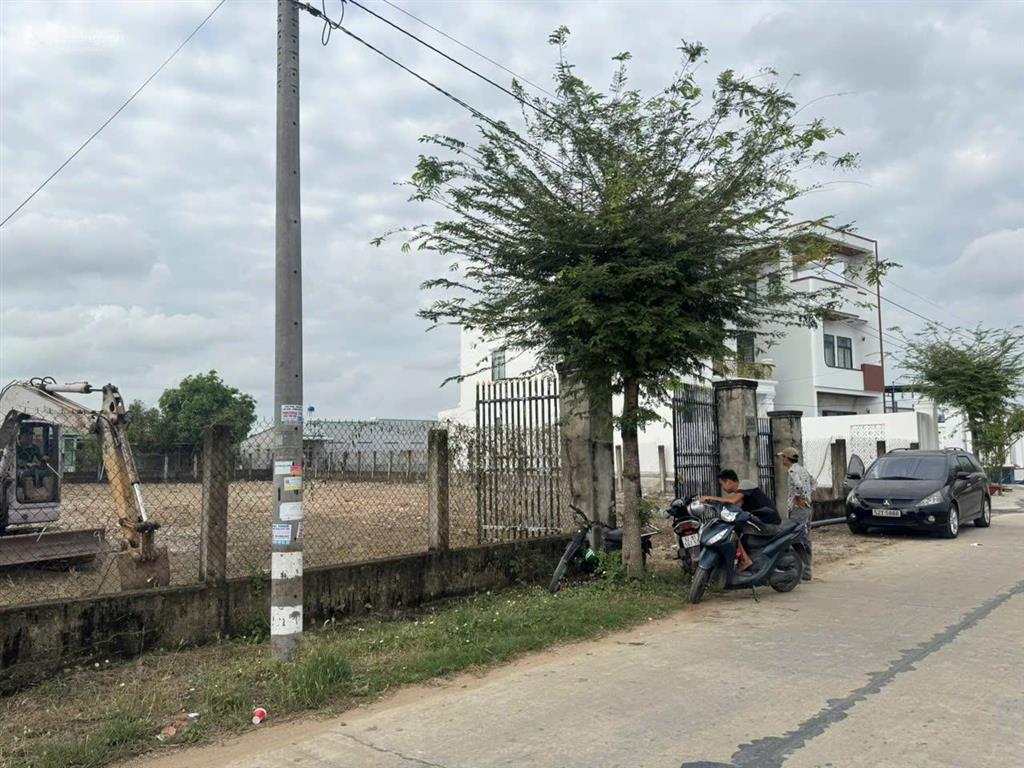 Bán đất tại long an, 12,5 tỷ, 1638 m2, pháp lý đầy đủ, view đẹp