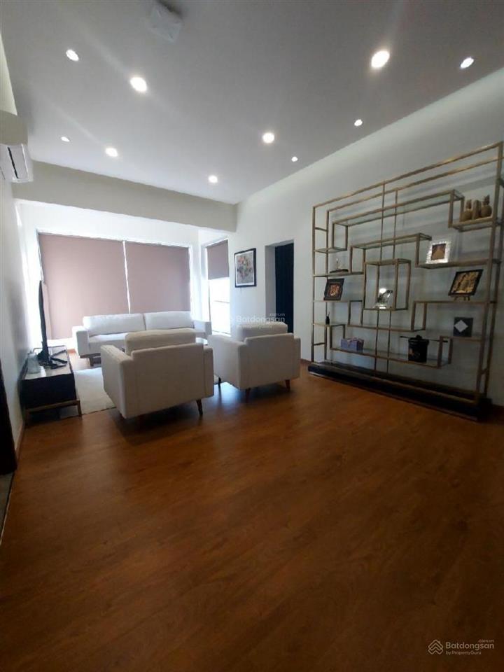 Bán đất có biệt thự mặt tiền đường gần lâm văn bền quận 7  dt 786m2  tk 4 tầng  3pn  giá 160 tỷ