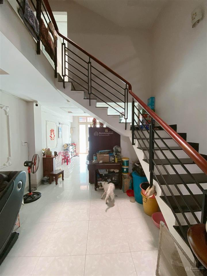 Hiếm nhà xe hơi đậu nhà nguyễn thị tần quận 8  tk 5 tầng  5pn  dt 61m  nhỉnh 10 tỷ vào ở ngay