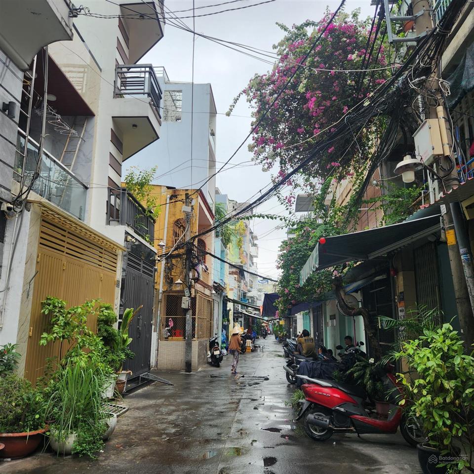 Hiếm nhà xe hơi đậu nhà nguyễn thị tần quận 8  tk 5 tầng  5pn  dt 61m  nhỉnh 10 tỷ vào ở ngay
