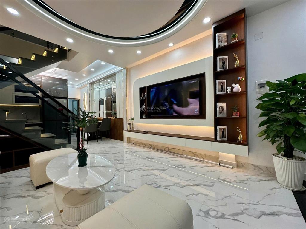 Hiếm nhà đẹp gần vincom nam long huỳnh tấn phát, quận 7. dt 51m², 3pn, 2 tầng, nhỉnh 7 tỷ