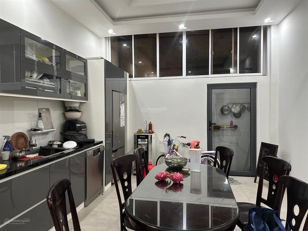 Nhà mặt tiền huỳnh tấn phát quận 7 khu đồng bộ đường 10m  dt 67m  tk 3 tầng  3pn  nhỉnh 12 tỷ