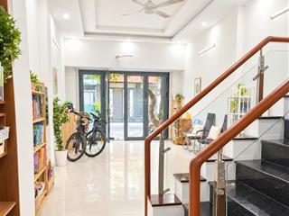 Hiếm chủ kẹt ngân hàng bán gấp đường số kdc phú thuận quận 7  dt 68m  tk 3 tầng  3pn  đường 12m