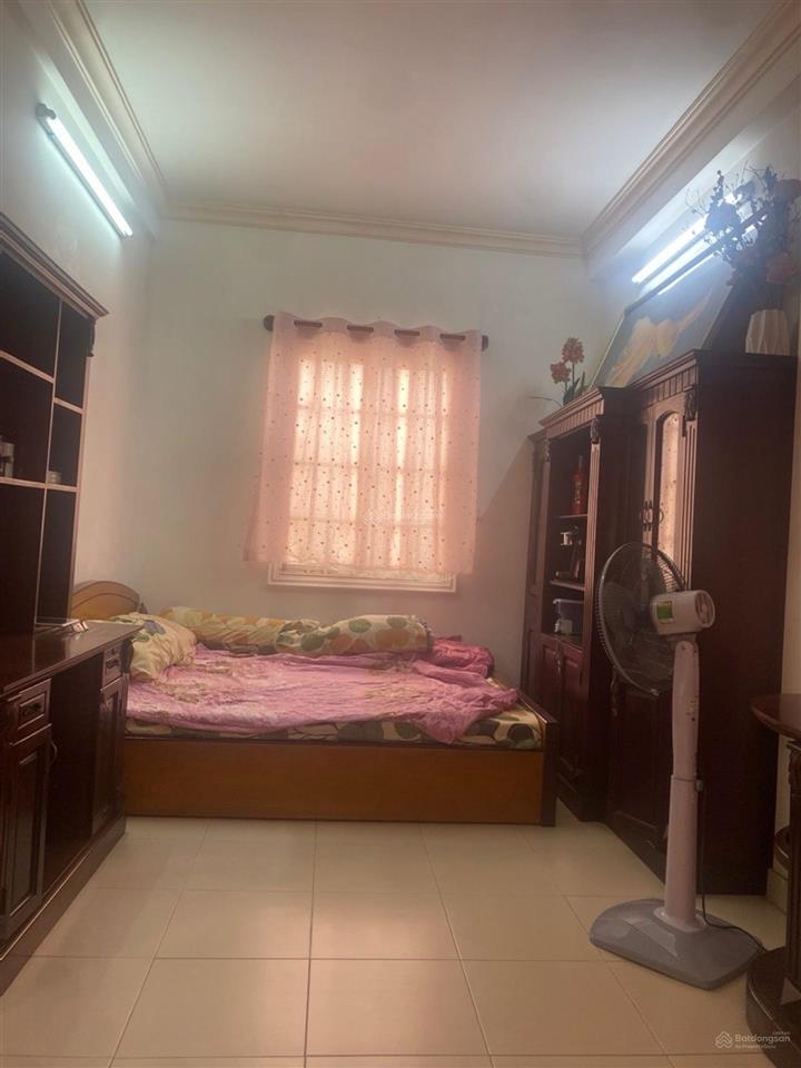Hiếm mặt tiền kinh doanh kề lâm văn bền quận 7  dt 77m2  tk 2 tầng  3pn  nhỉnh 10 tỷ