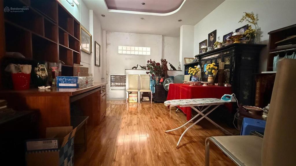 Chính chủ bán mặt tiền đường số gần chợ tân quy quận 7  dt 69m2  tk 4 tầng  4pn  nhỉnh 15 tỷ
