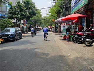 Chính chủ bán nhà ngay ngã 4 nguyễn thị thập, quận 7  dt 60m2  tk 4 tầng  3pn  nhỉnh 6 tỷ